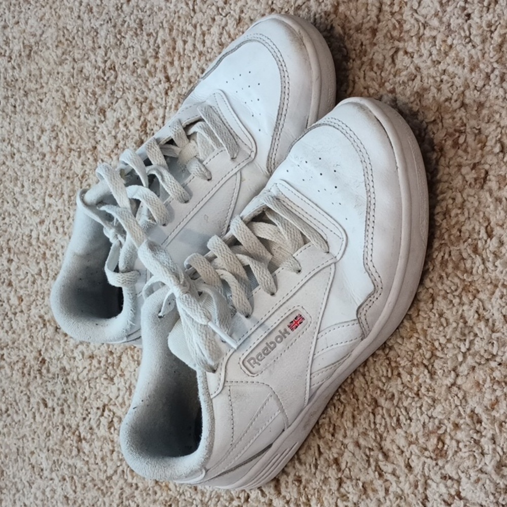 reebok white shoes